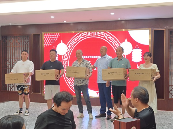 Fujian Taian Lamination फिल्म कं, लिमिटेड मध्य-शरद महोत्सव पुनर्मिलन भोज, एक नयाँ यात्रा।